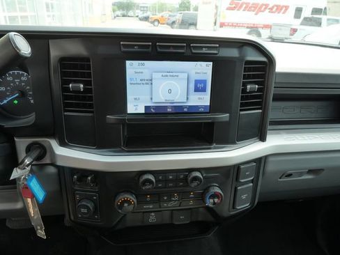 Used 2024 Ford F250 XL w/ STX Appearance Package AWD/4WD image 15