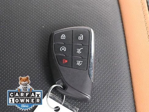 Used 2024 GMC Yukon AT4 w/ AT4 Premium Package AWD/4WD image 21
