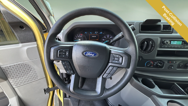 Used 2022 Ford E-450 and Econoline 450 Super Duty RWD image 16