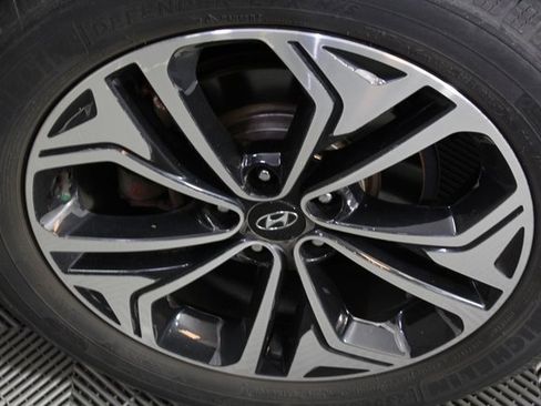 Used 2019 Hyundai Santa Fe AWD image 7