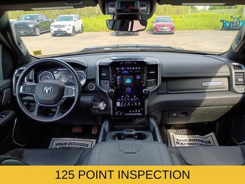 Used 2024 RAM 1500 Laramie AWD/4WD image 9