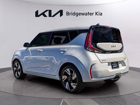 Certified 2023 Kia Soul GT-Line FWD image 4