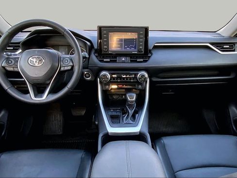 Used 2022 Toyota RAV4 XLE Premium FWD image 16