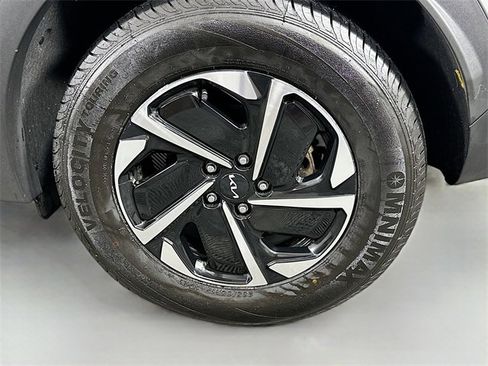 Used 2023 Kia Sportage LX image 29