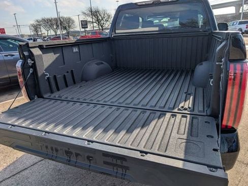 Used 2023 Toyota Tundra Limited image 28