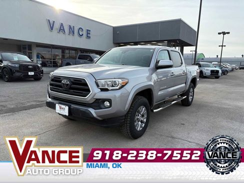 Used 2018 Toyota Tacoma SR5 image 3