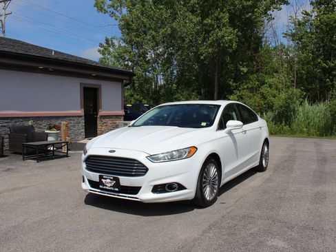 Used 2014 Ford Fusion Titanium FWD image 12