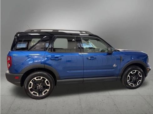 Used 2024 Ford Bronco Sport Outer Banks AWD/4WD image 6