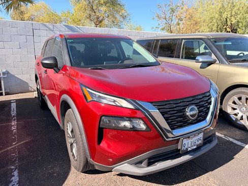 Certified 2023 Nissan Rogue S FWD image 4
