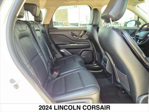Certified 2024 Lincoln Corsair AWD w/ Equipment Group 101A image 25