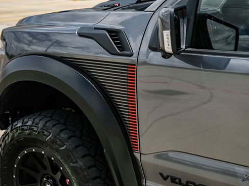 Used 2025 Ford F150 Raptor w/ Equipment Group 803A Raptor R AWD/4WD image 44