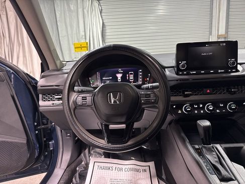Used 2024 Honda Accord EX image 19