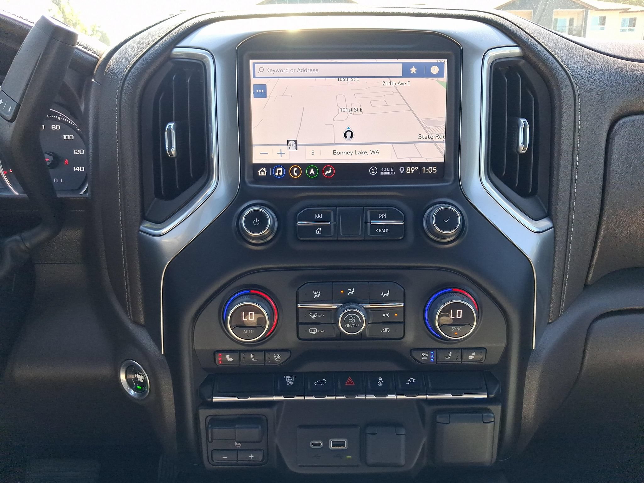 Used 2020 Chevrolet Silverado 3500 LTZ w/ LTZ Convenience Package AWD/4WD image 13