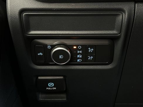 Certified 2022 Ford F150 XL w/ STX Appearance Package AWD/4WD image 27