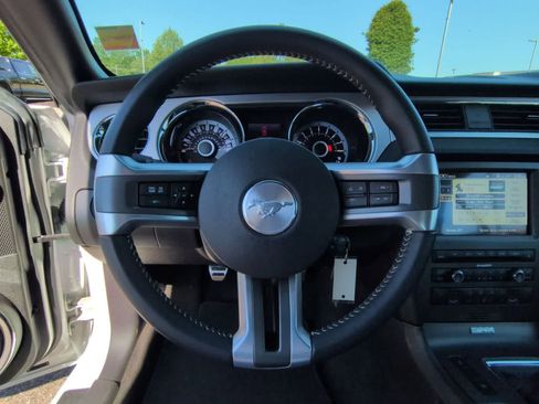 Used 2013 Ford Mustang Premium w/ Electronics Pkg RWD image 20