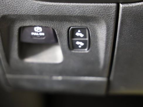 Used 2019 RAM 1500 Limited image 29