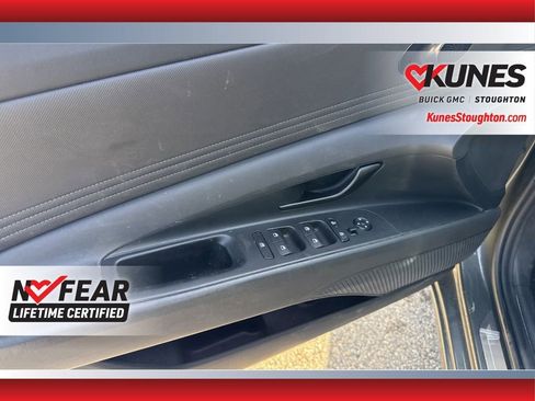 Used 2025 Hyundai Elantra Sport image 21