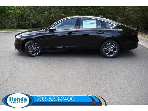 New 2026 Honda Accord Hybrid EX-L image 4