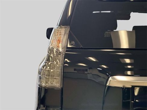 Certified 2023 Lexus GX 460 Premium image 13