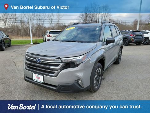 Certified 2025 Subaru Forester Premium image 1