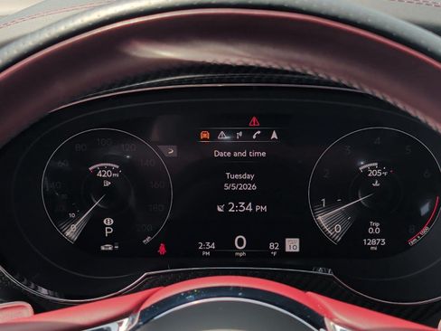 Used 2022 Bentley Bentayga AWD/4WD image 28