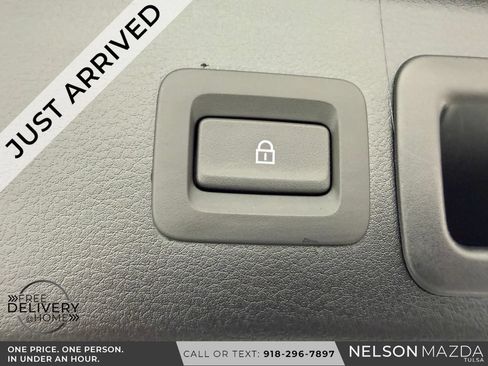 Used 2025 MAZDA CX-30 AWD 2.5 S w/ Preferred Package image 39