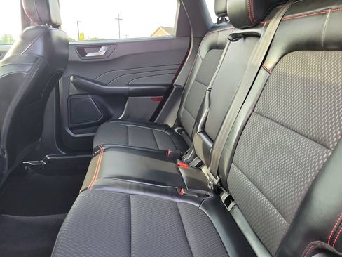 Used 2023 Ford Escape ST-Line AWD/4WD image 12