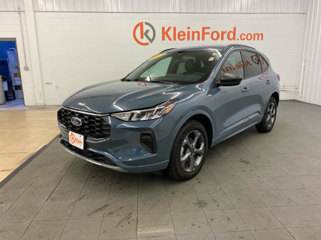 Used 2024 Ford Escape ST-Line w/ Tech Pack #1 AWD/4WD image 3