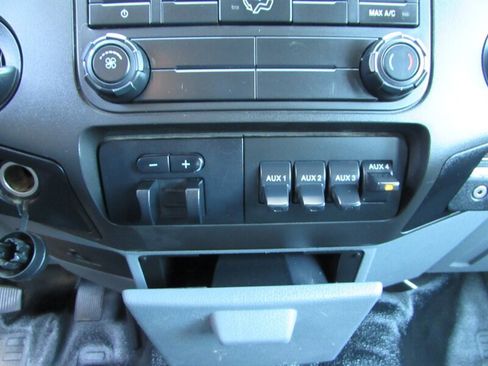 Used 2016 Ford F350 XL w/ Power Equipment Group RWD image 22