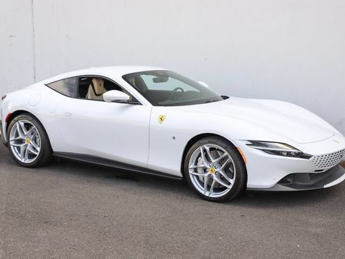 Certified 2023 Ferrari Roma RWD image 1