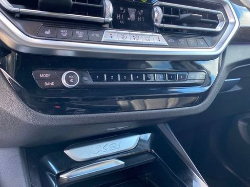Used 2023 BMW X3 xDrive30i AWD/4WD image 12