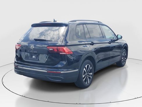 Used 2024 Volkswagen Tiguan S image 7