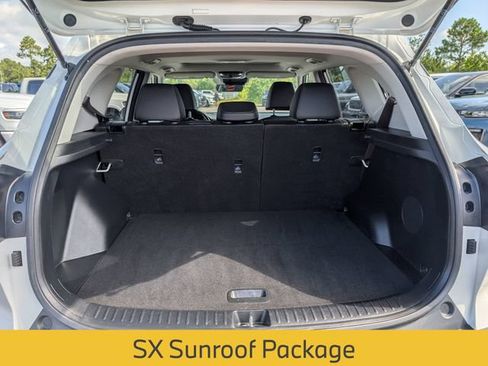 Used 2021 Kia Seltos SX w/ SX Sunroof Package AWD/4WD image 28