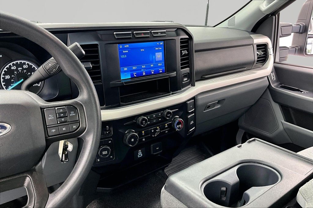 Certified 2024 Ford F250 XLT AWD/4WD image 5