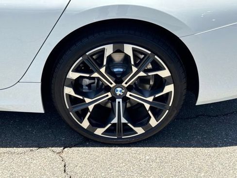 Used 2026 BMW 330i Sedan w/ Parking Assistance Package RWD image 14