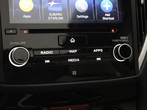 Used 2021 Subaru Forester Limited image 32