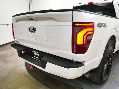 Used 2025 Ford F150 Lariat AWD/4WD image 40