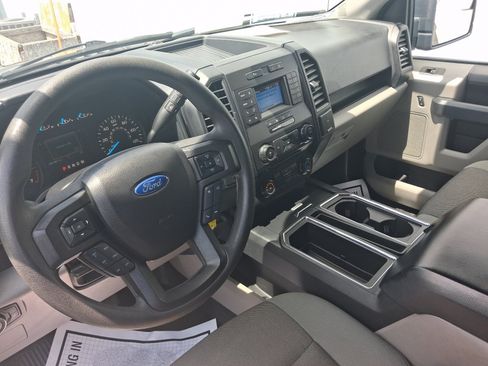 Used 2018 Ford F150 XL w/ Equipment Group 101A Mid AWD/4WD image 4