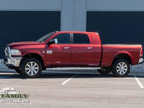 Used 2015 RAM 3500 Laramie Longhorn w/ Convenience Group AWD/4WD image 3