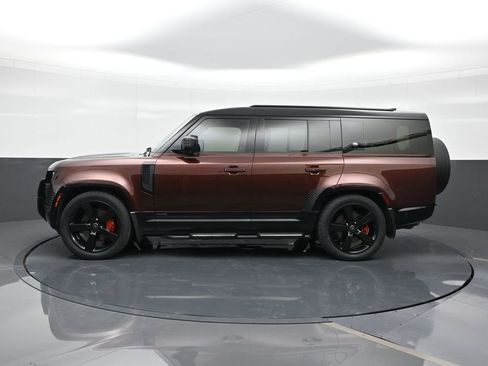 Used 2023 Land Rover Defender 130 X image 5