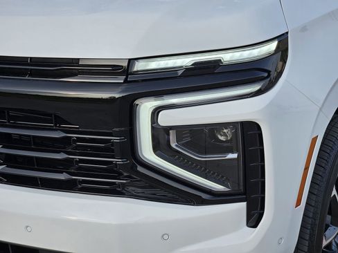 New 2026 Chevrolet Suburban RST AWD/4WD image 11