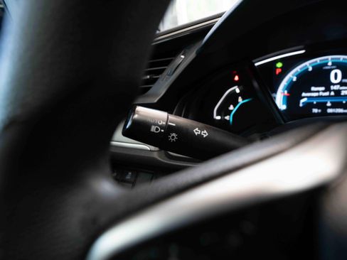 Used 2019 Honda Civic LX image 13