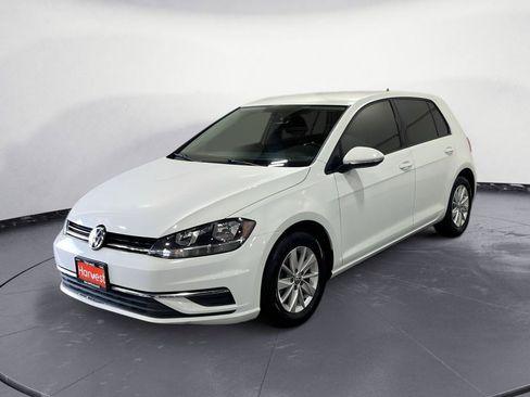 Used 2019 Volkswagen Golf S FWD image 2