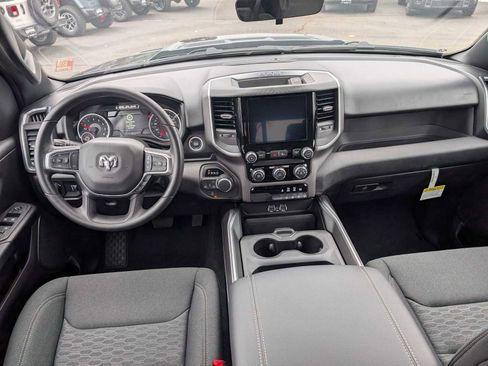 New 2026 RAM 1500 Express AWD/4WD image 12