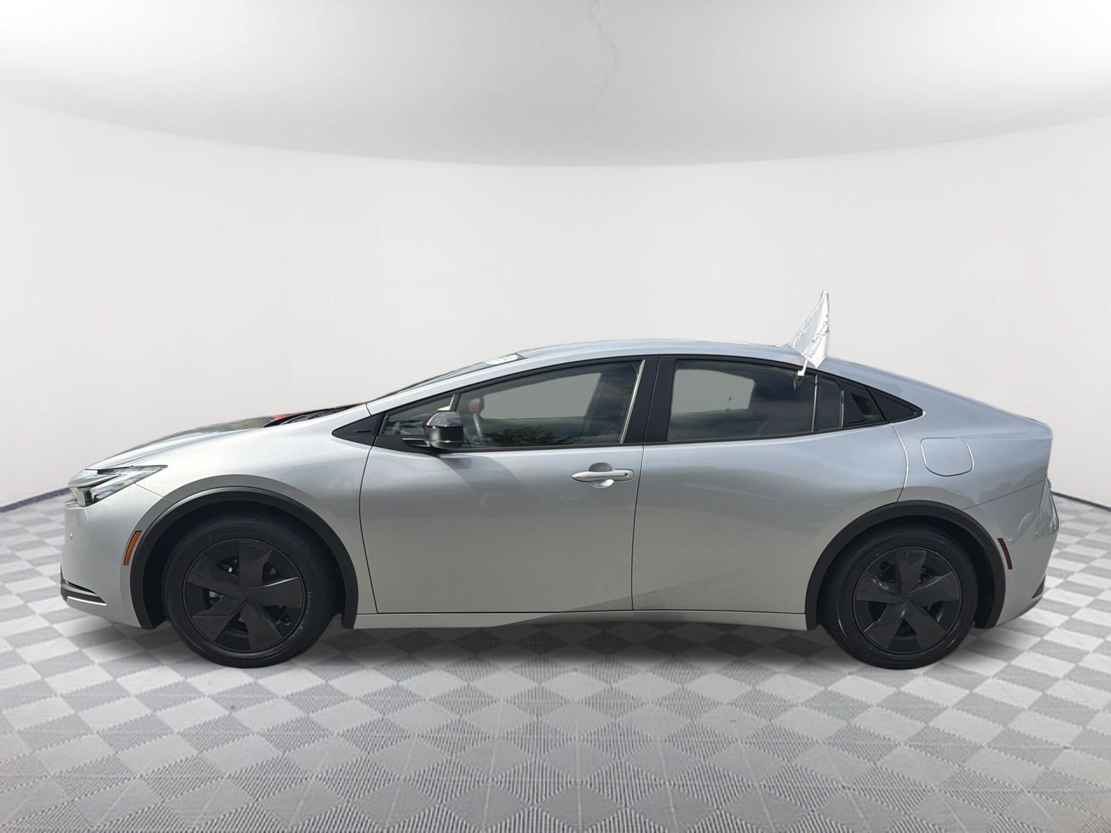 Certified 2025 Toyota Prius LE FWD image 14