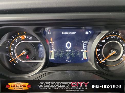 New 2025 Jeep Wrangler Unlimited Sahara image 18