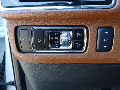 Used 2024 Lincoln Navigator Reserve AWD/4WD image 22