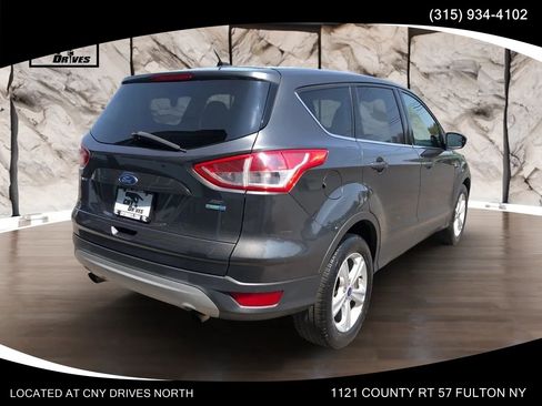 Used 2016 Ford Escape SE AWD/4WD image 5