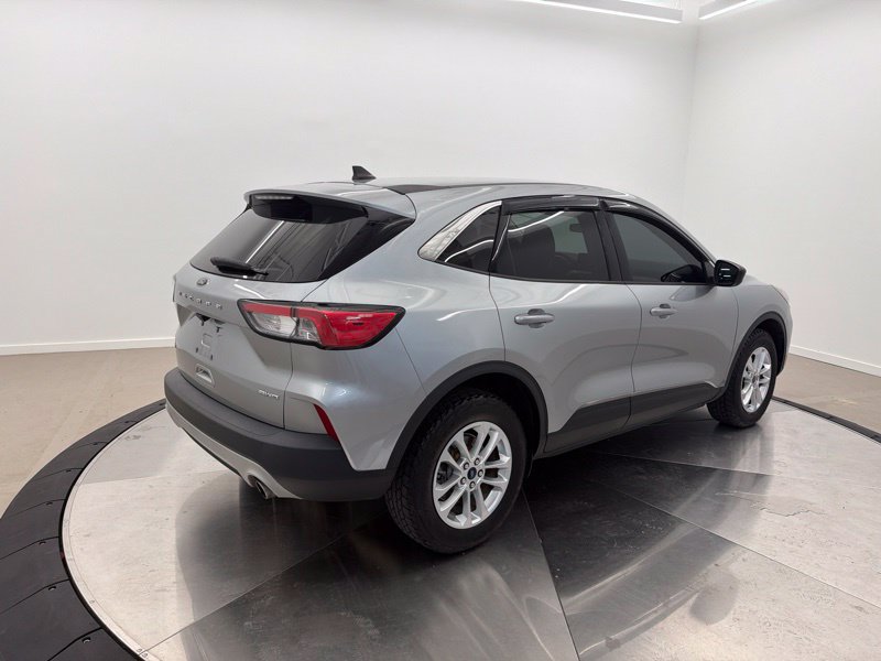 Used 2022 Ford Escape SE AWD/4WD image 3