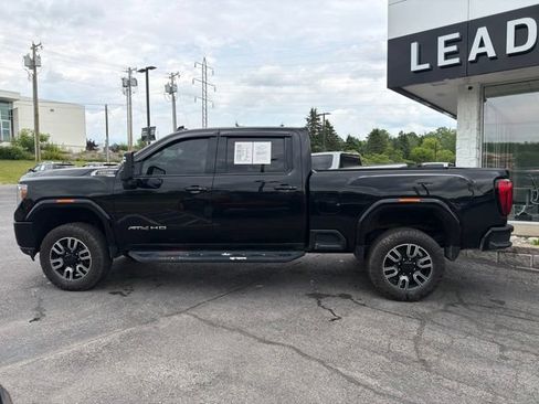 Used 2020 GMC Sierra 2500 AT4 w/ AT4 Premium Package AWD/4WD image 2